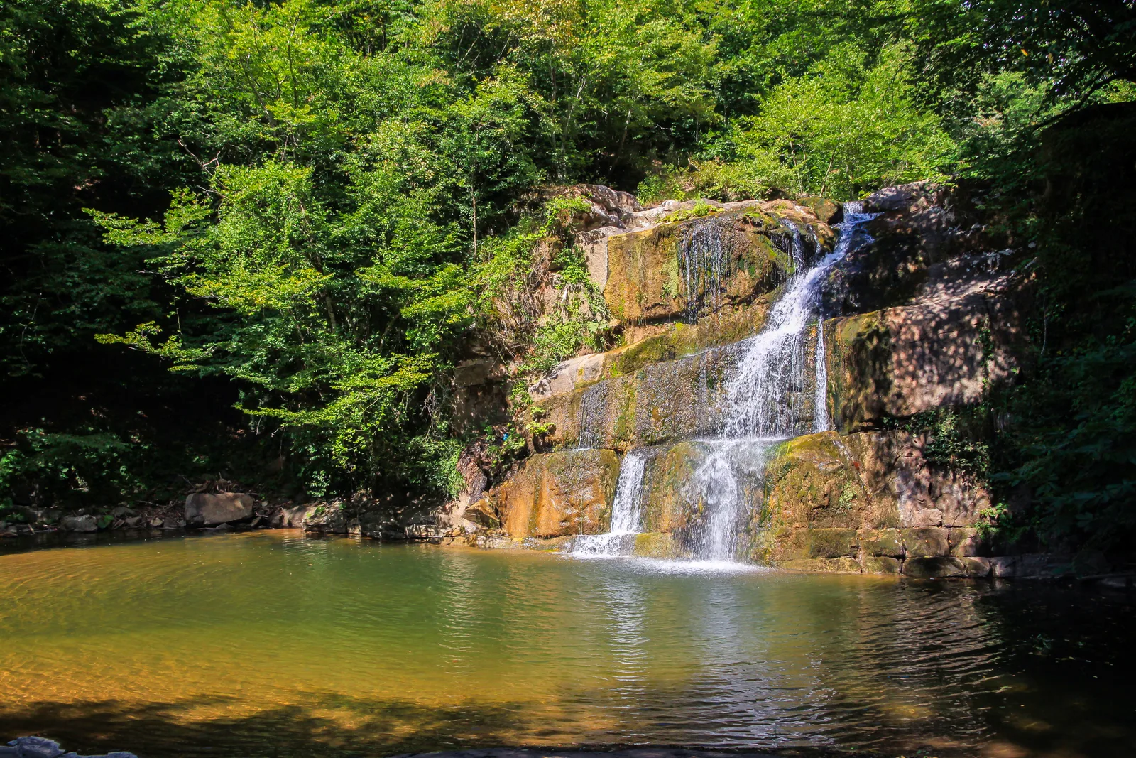 Göldere Şelalesi